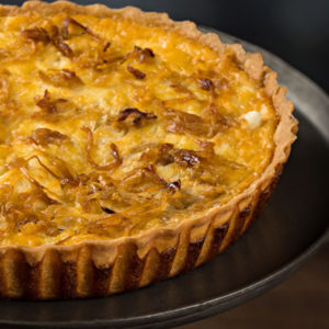 quiche de queijo de cabra com cebolas caramelizadas